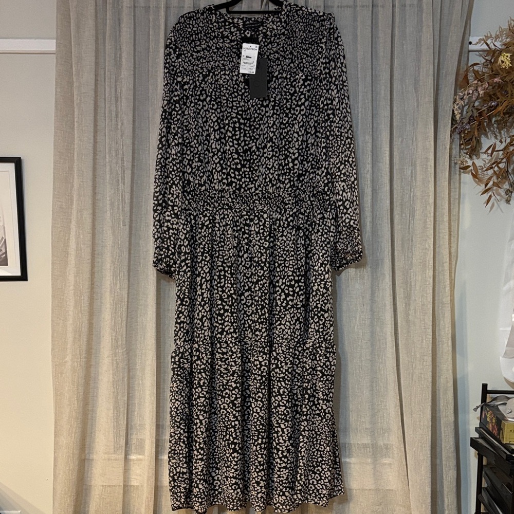 NWT Long Sleeve Maxi Dress with Elastic Waist